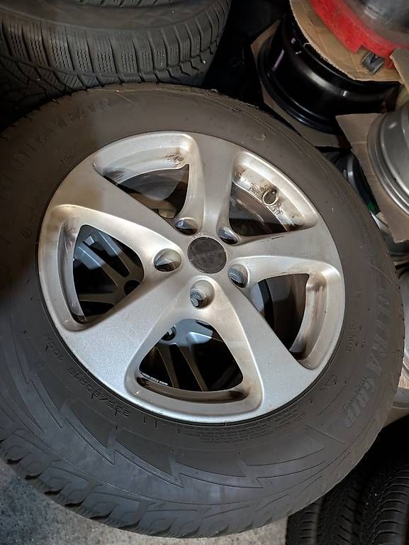 Pneus & Kompletträder: Ford Kuga Winterrad – Gebraucht aus Solothurn von CCCrash 3