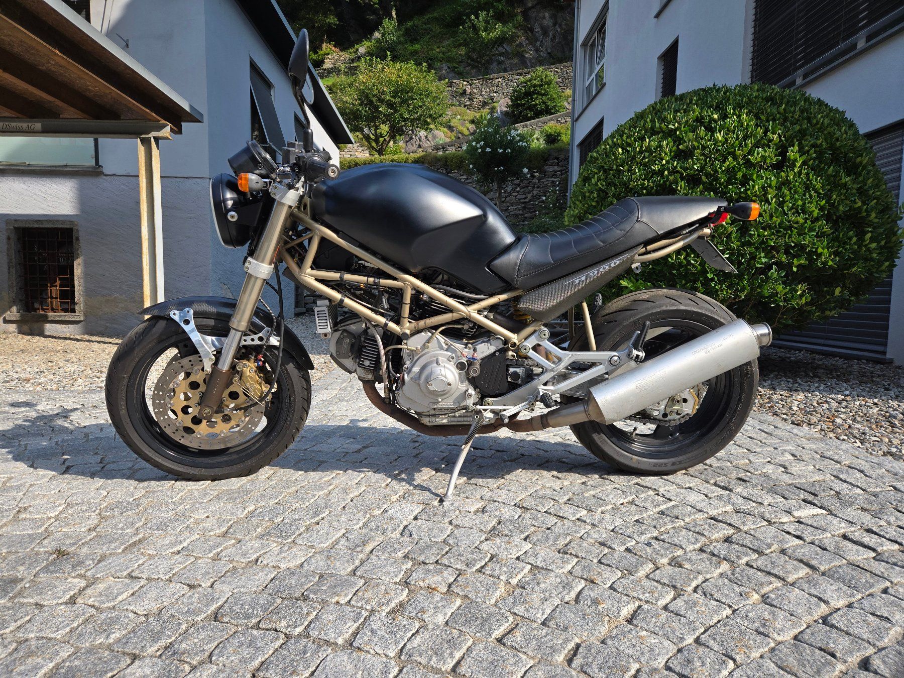 Ducati Strasse: Ducati Monster 900 – Gebraucht aus Grimisuat von Irie 2