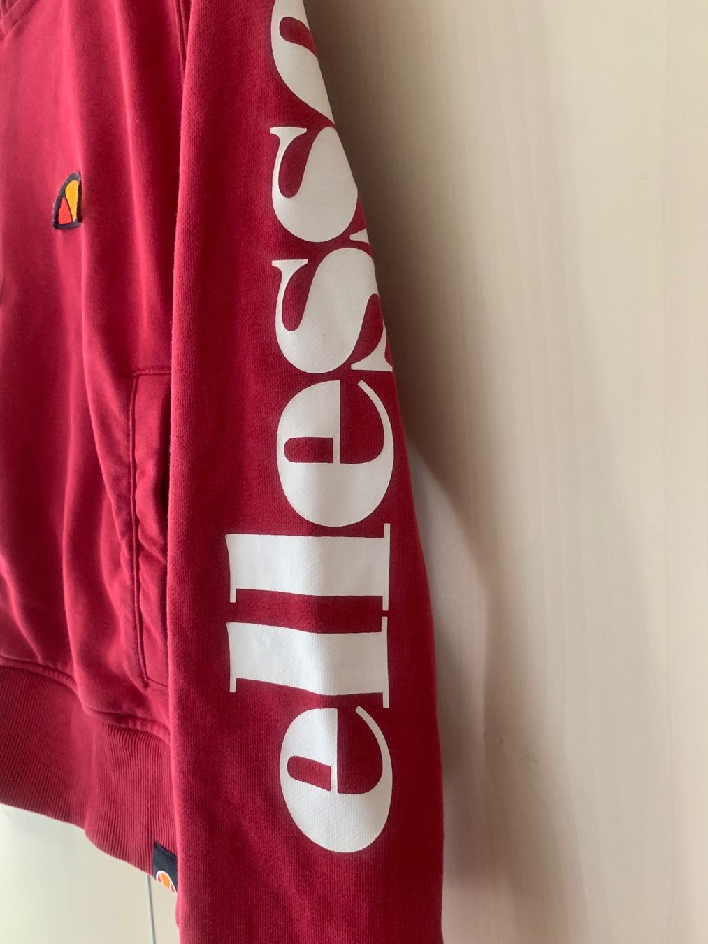 Ellesse Maglioni & Felpe: Ellesse Kapuzenpullover rot Grösse XS – Usato da Rosshäusern venduto da MiJoDoOl 3