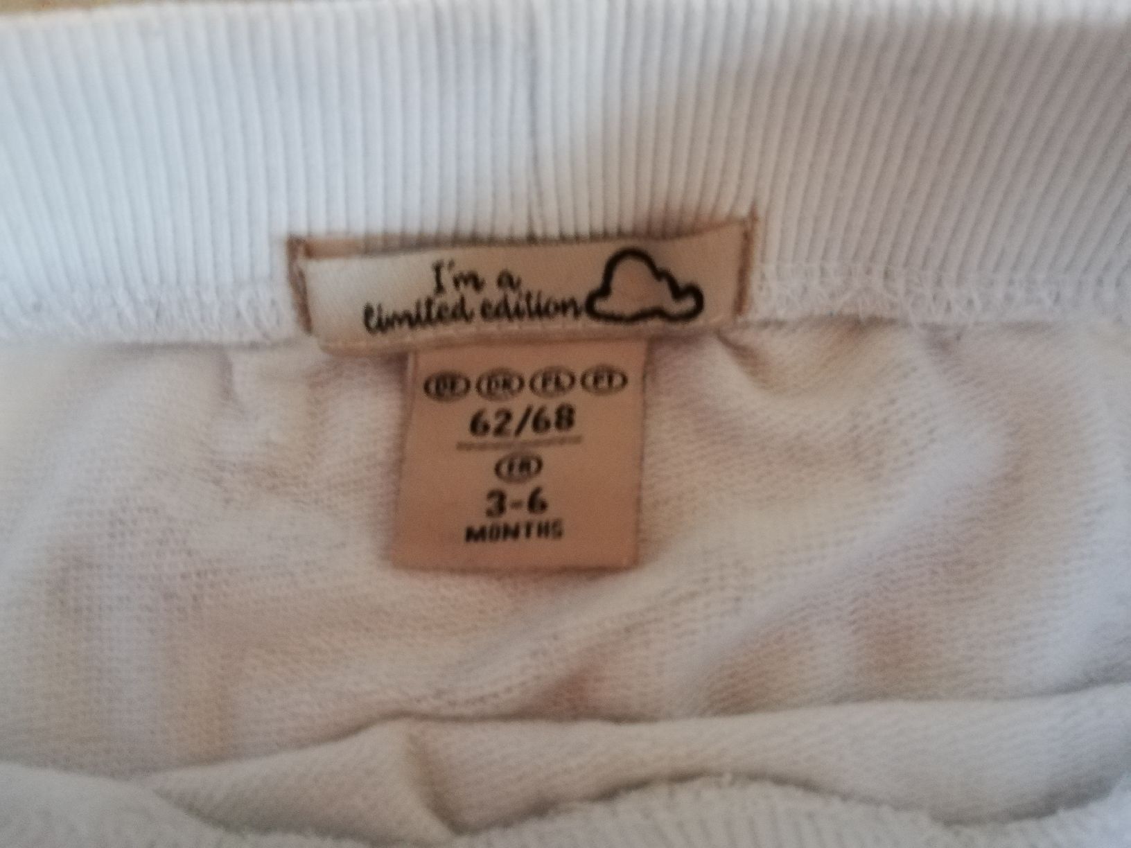Hosen: Baby Höschen 62/68 – Gebraucht aus Thun von man_fg9v 2