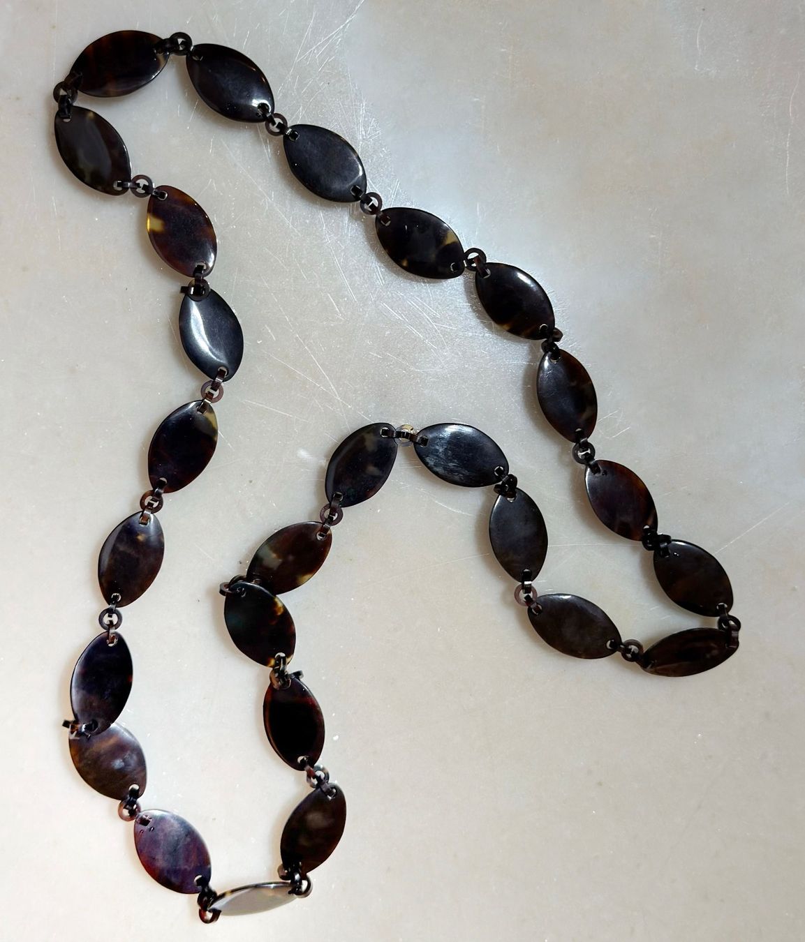 Catenine: Collier imitation écaille de tortue! – Usato da Onex venduto da Tonihart 1