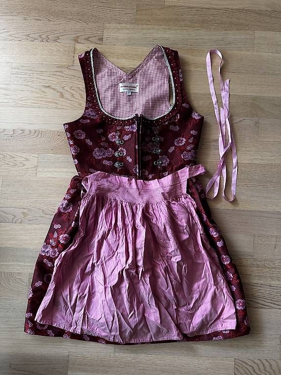 Kleider: Dirndl – Gebraucht aus Effretikon von alicebrunner 1