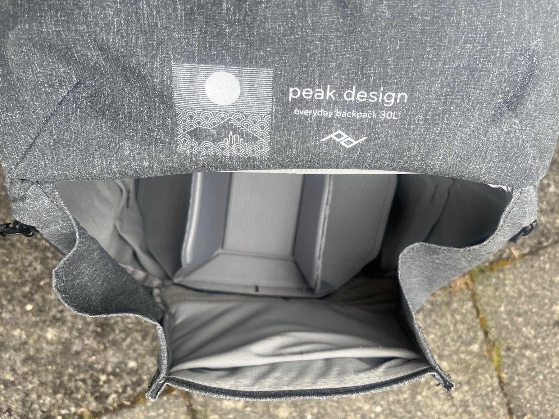 Peak Design Zaini: Peak Design Everyday Backpack 30L Fotorucksack – Usato da Liebefeld venduto da Orvin2534 3