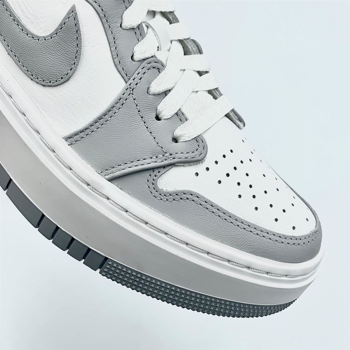 Jordan Damenschuhe: Jordan 1 Elevated Low Wolf Grey EU 38.5 – Neu und originalverpackt aus Erlinsbach von sasneakers 3