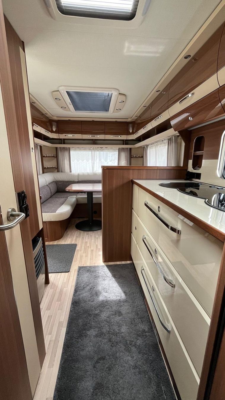 LMC Camping Fahrzeuge: Wohnwagen LMC 520E Maestro mit Einzelbetten – Gebraucht aus Degersheim von antigua90 4