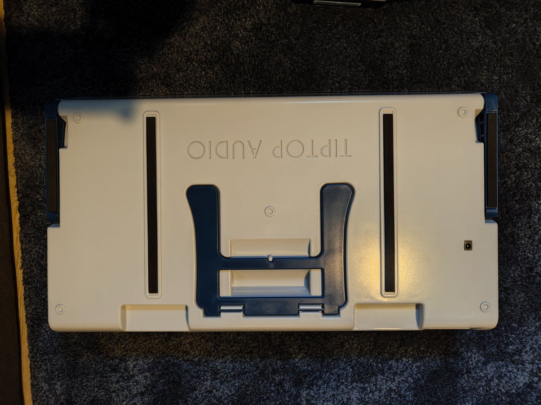 Strumenti musicali: Tiptop Audio Mantis Blue – Usato da Onex venduto da Bidouba 1