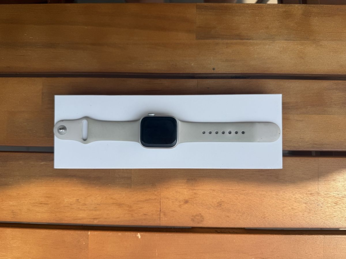 Apple Smartwatch: Apple Watch Series 9 mit GPS 41mm Silber – Usato da Reinach BL venduto da Motru2005 4