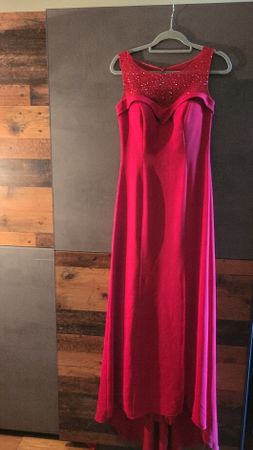 Abendkleid lang rot mit Perlenbesatz guter Zustand