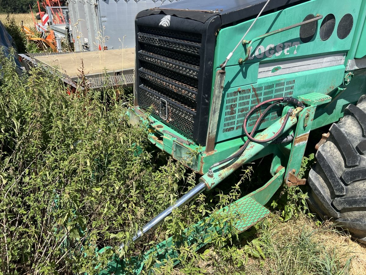 Toutes les machines: À vendre porteur forestier logset  – D'occasion à Sugnens par Nico1466 5