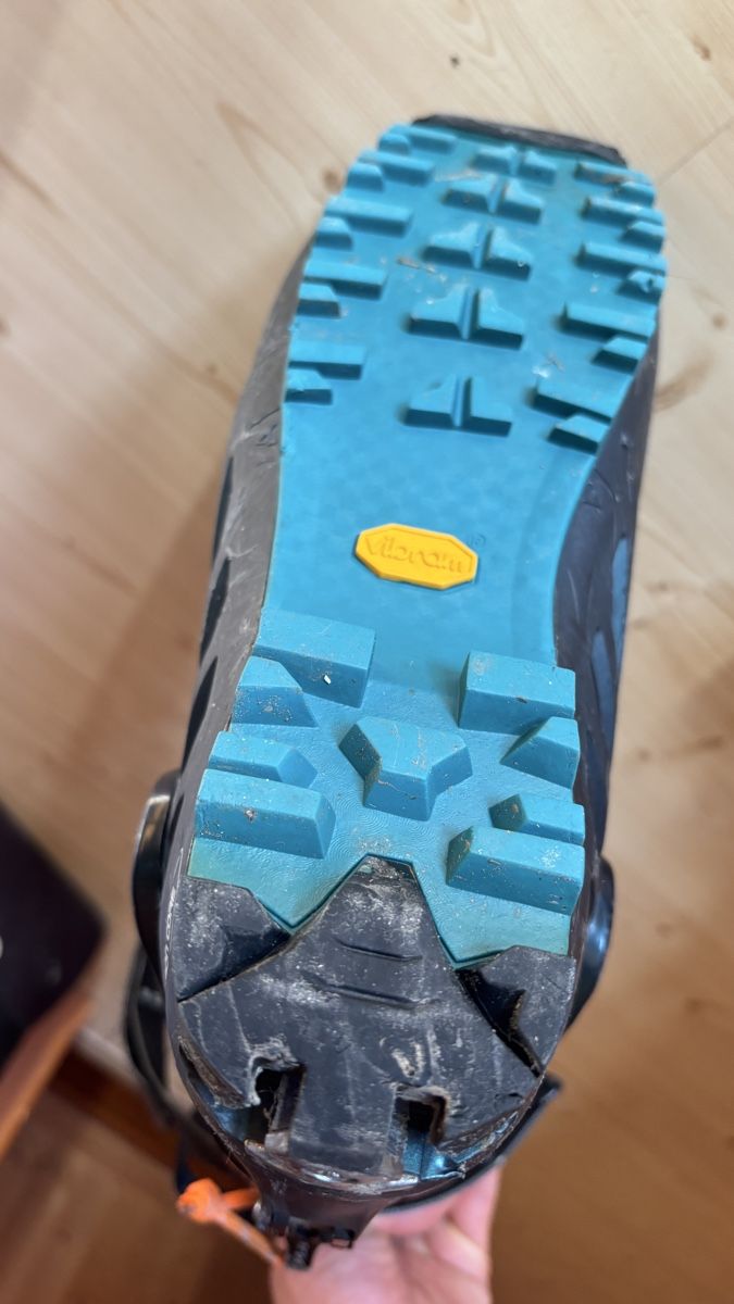 Scarpa Herrenschuhe: Scarpa F1 - ski touring boots - 28.5 – Gebraucht aus Gryon von zwi_2thk 8