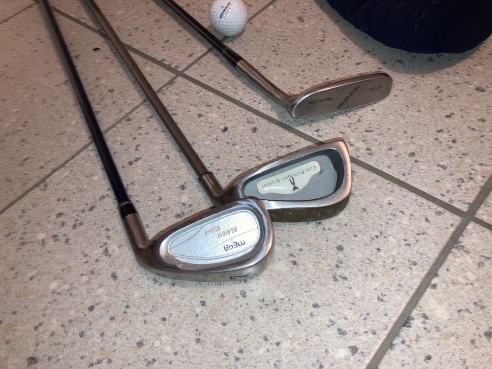 2 Golfsets mit allem drum und dran Wagen, Taschen, ab 1,- | Kaufen auf ...