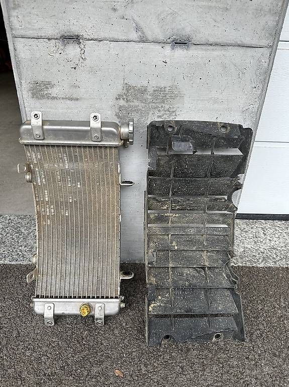 Radiatori: Radiateur Quad KTM – Usato da Monthey venduto da montheyenvalais