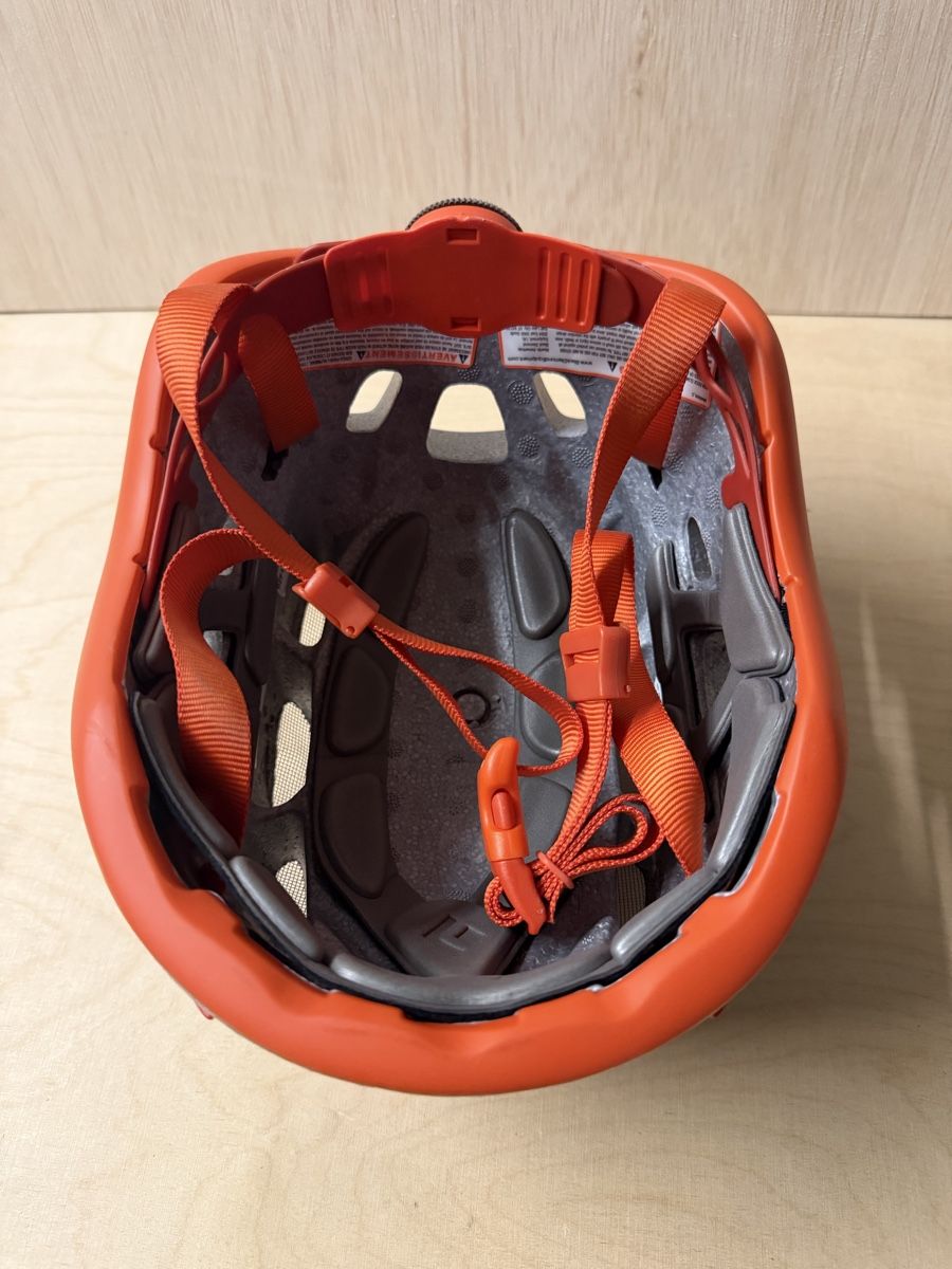 Black Diamond Helme: Kletterhelm Kinder Black Diamond – Gebraucht aus Wahlen b. Laufen von Musico 2