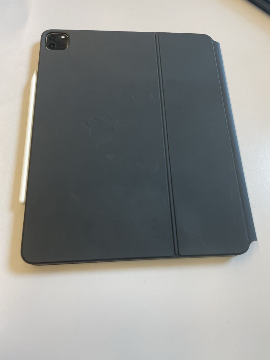 Apple Tablet PC: Ipad Pro 12.9 2022 – Gebraucht aus Basel von jam_lk7n 5