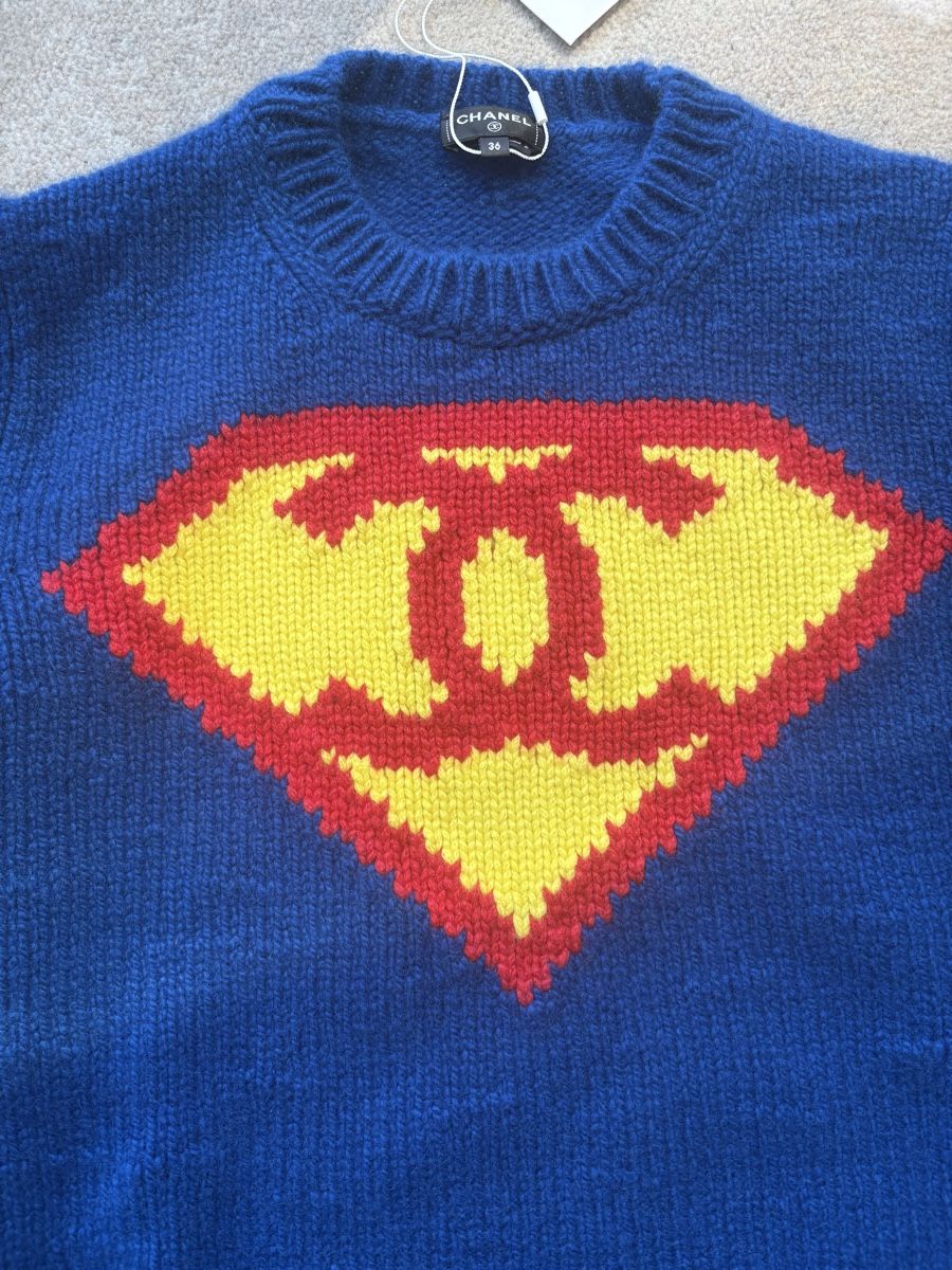 Chanel Pullover & Sweatshirts: Chanel superman sweater 36 neu – Neu und originalverpackt aus Kilchberg ZH von cruella 4