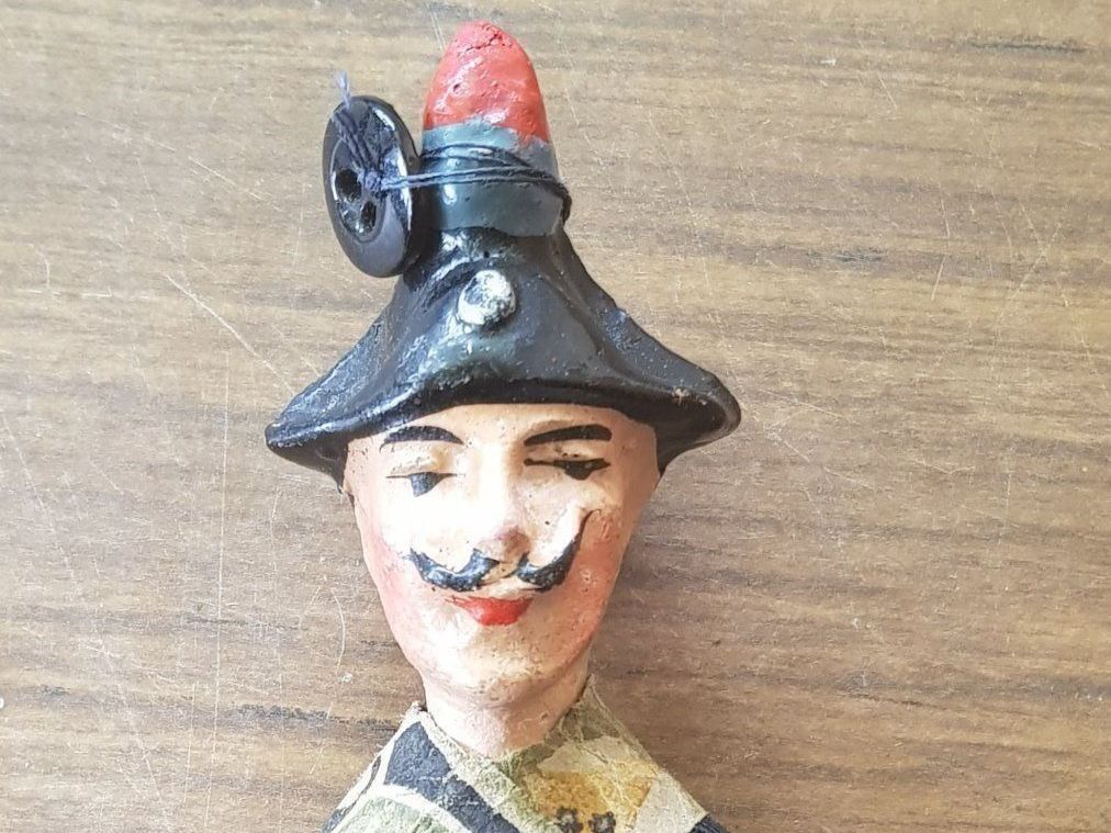 Figuren: Wachmann antik 1900 – Gebraucht aus Mörschwil von antiksalon 1