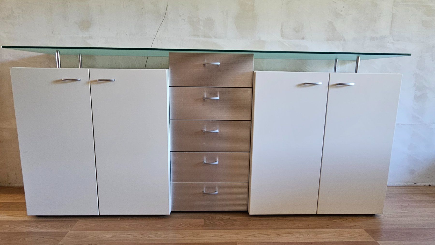 Micasa Kommoden: Sideboard mit Glasplatte – Gebraucht aus Münchenstein von Thomi61