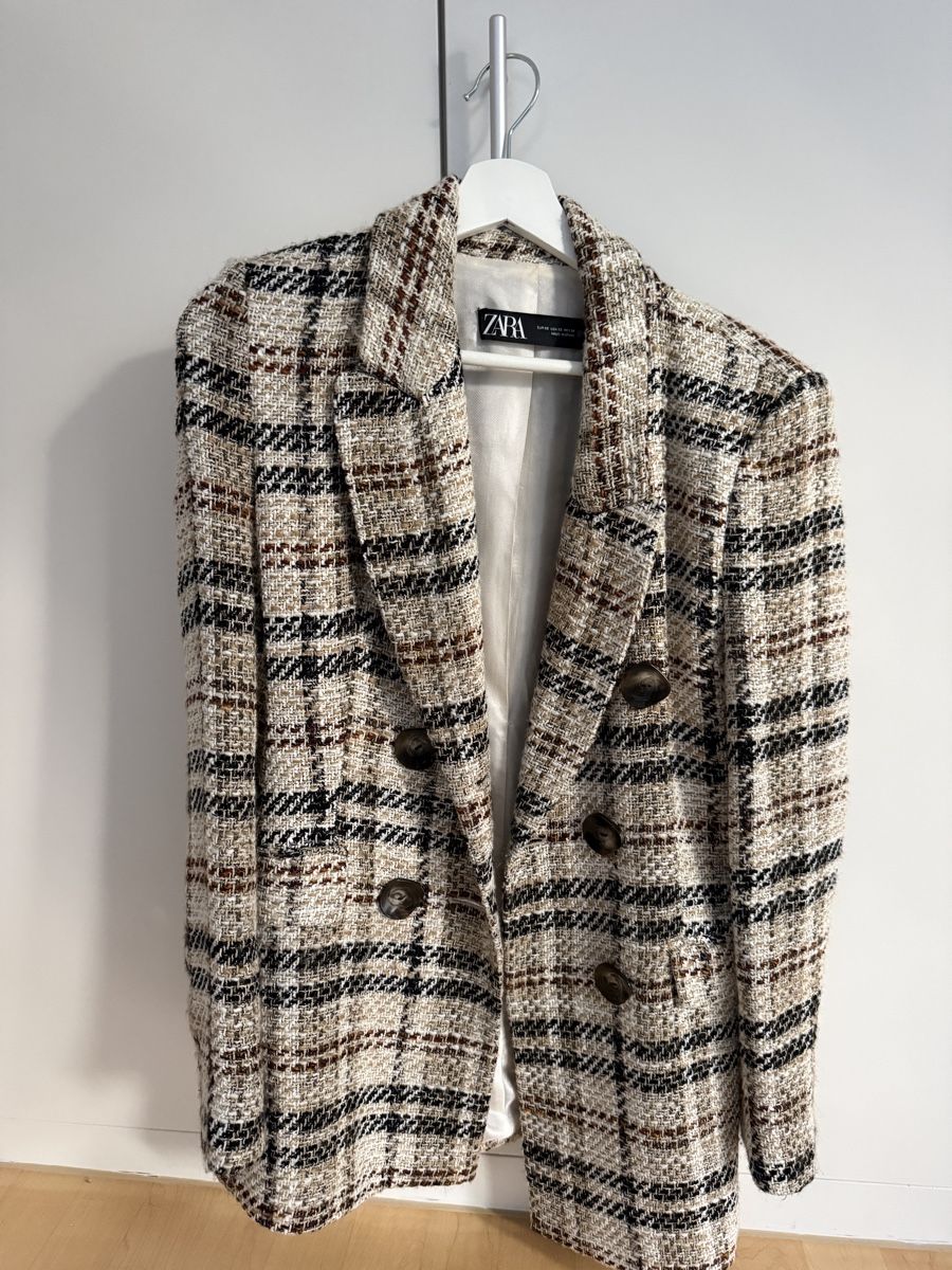 Zara Vestes: ZARA TWEED-BLAZER – Neuf (Voir description) à Wädenswil par Bixio