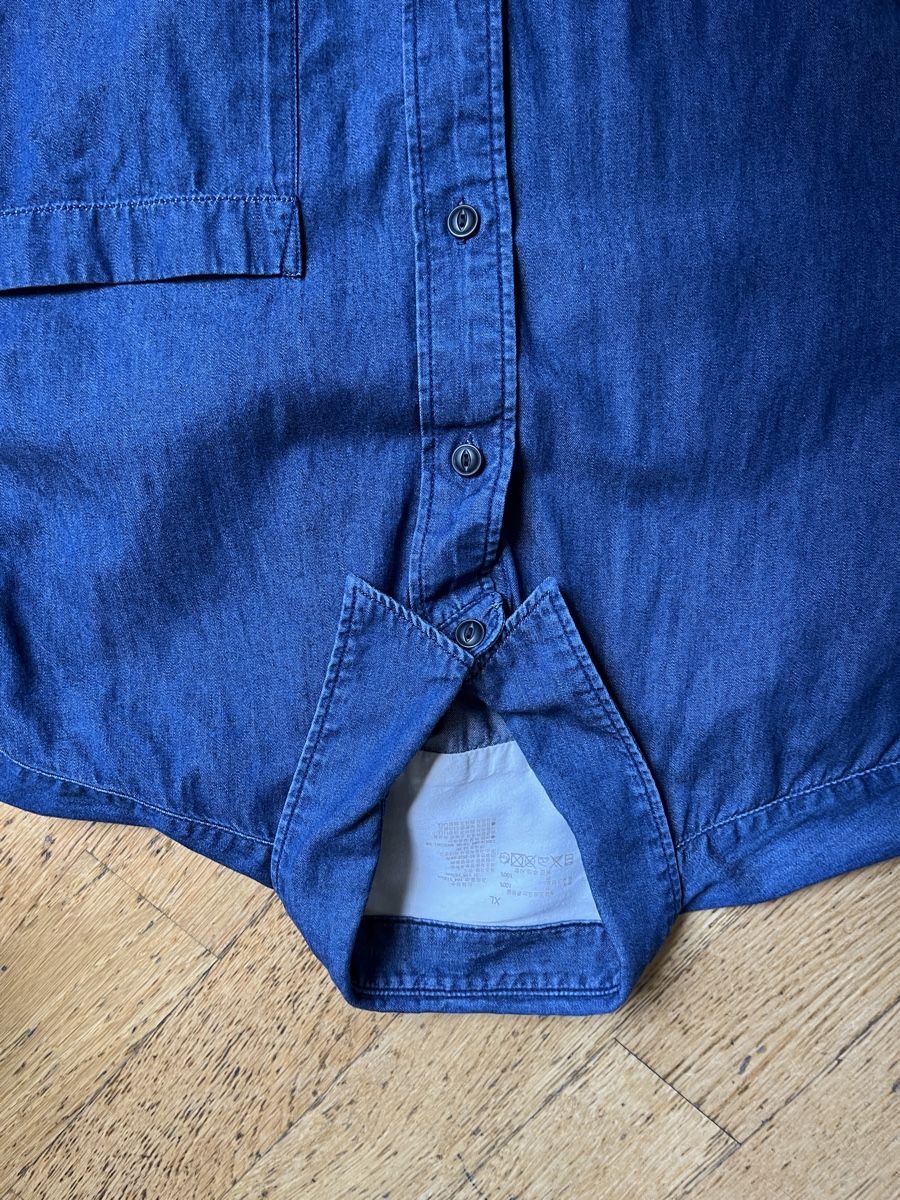 Hemden: Chemise jeans Uniqlo – Gebraucht aus Monthey von Catherine74 2