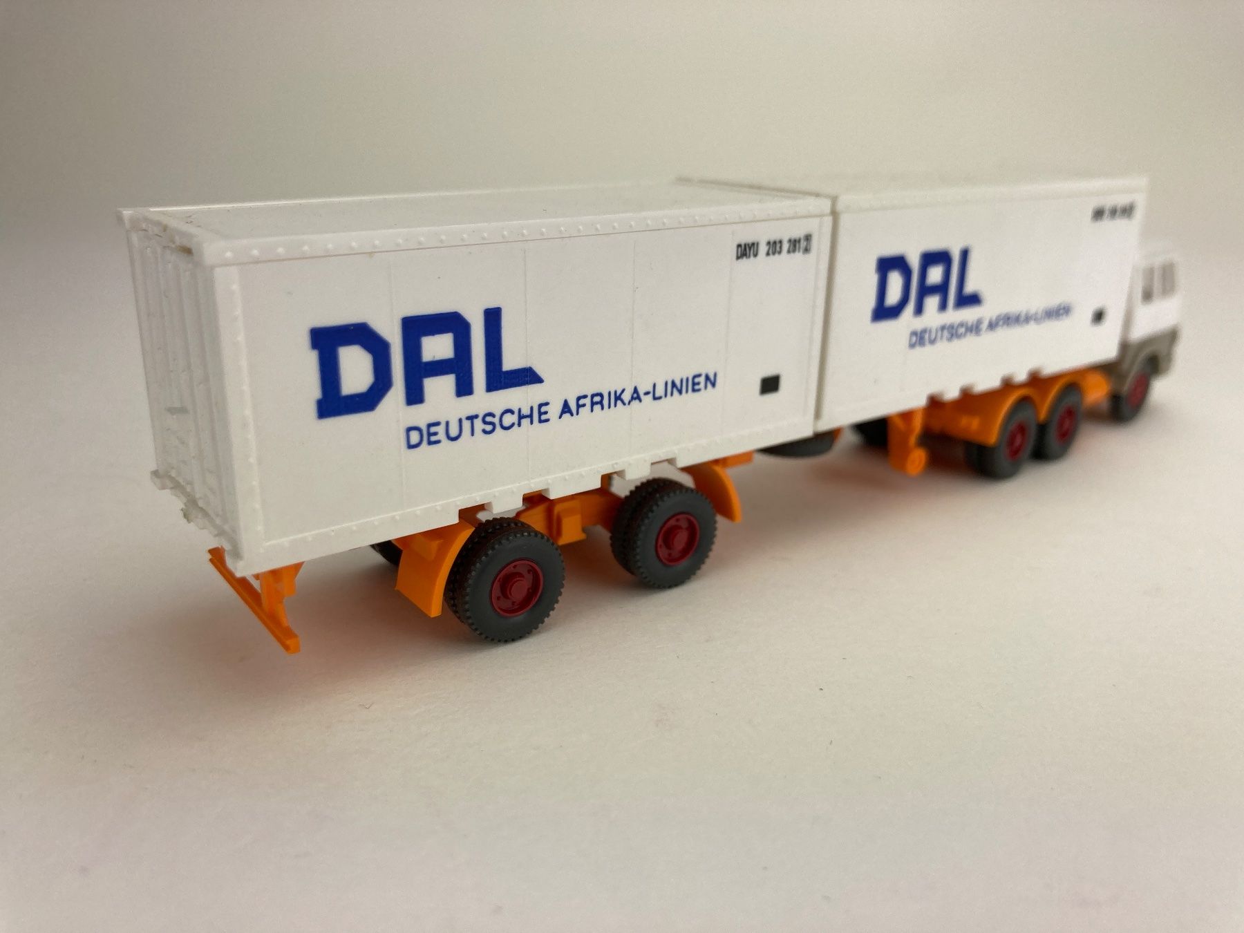 Wiking Modellini d'auto: Hanomag Henschel Containersattelzug DAL – Usato da Elm venduto da Wikmtz 1