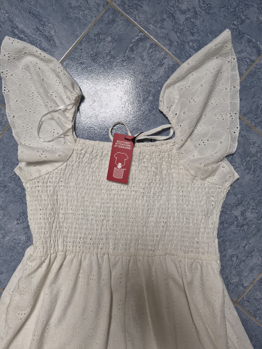 Robes: Damen kleid gr. XL – Neuf (Voir description) à Oberbuchsiten par selotius 1