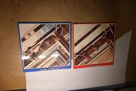 The Beatles  rot + blau Album beide zusammen