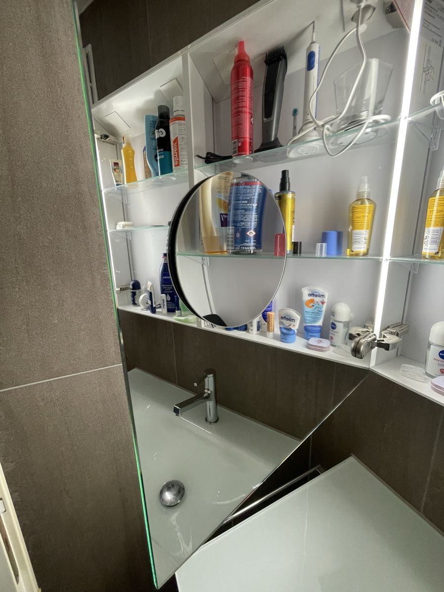 Armoires miroirs: Spiegelschrank  – D'occasion à Thun par Uersu4 2