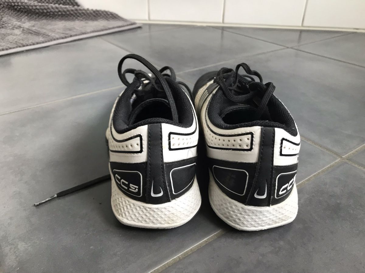 Scarpe da uomo: Adidas Schuh 42 2/3 – Usato da Thalheim venduto da Twity 2