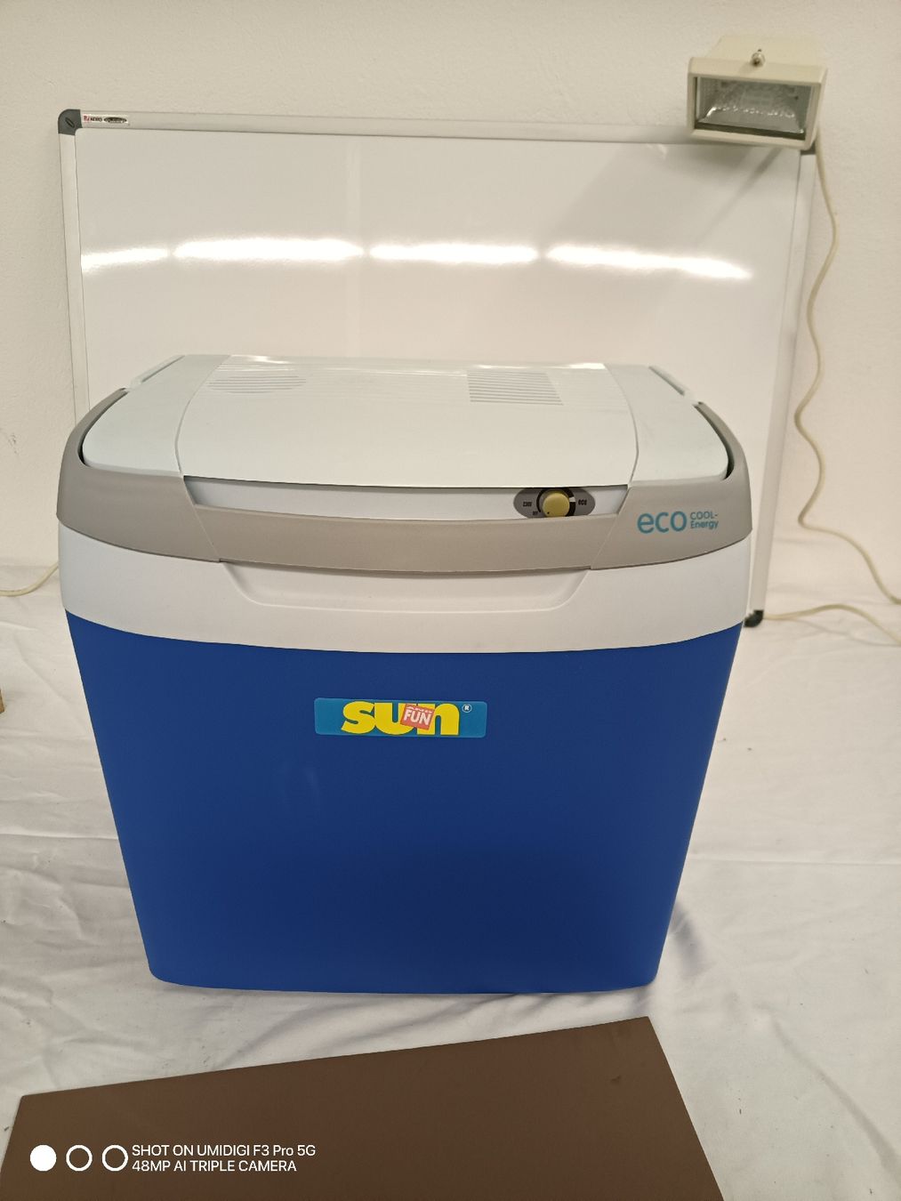 Frigoriferi & Refrigeratori: Kühlbox Sun-Fun E 26 AC/DC EEI 25L gebraucht – Usato da Aarwangen venduto da to-hirschi