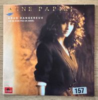 Anne Papiri 45T