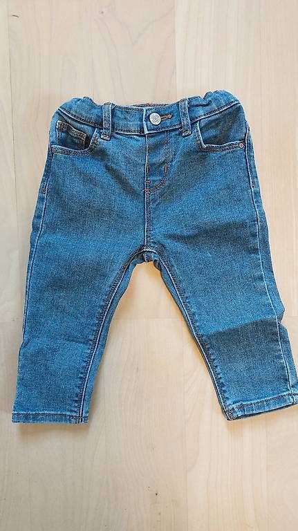 Pantaloni: Jeans – Usato da Wohlenschwil venduto da fabulous86 2