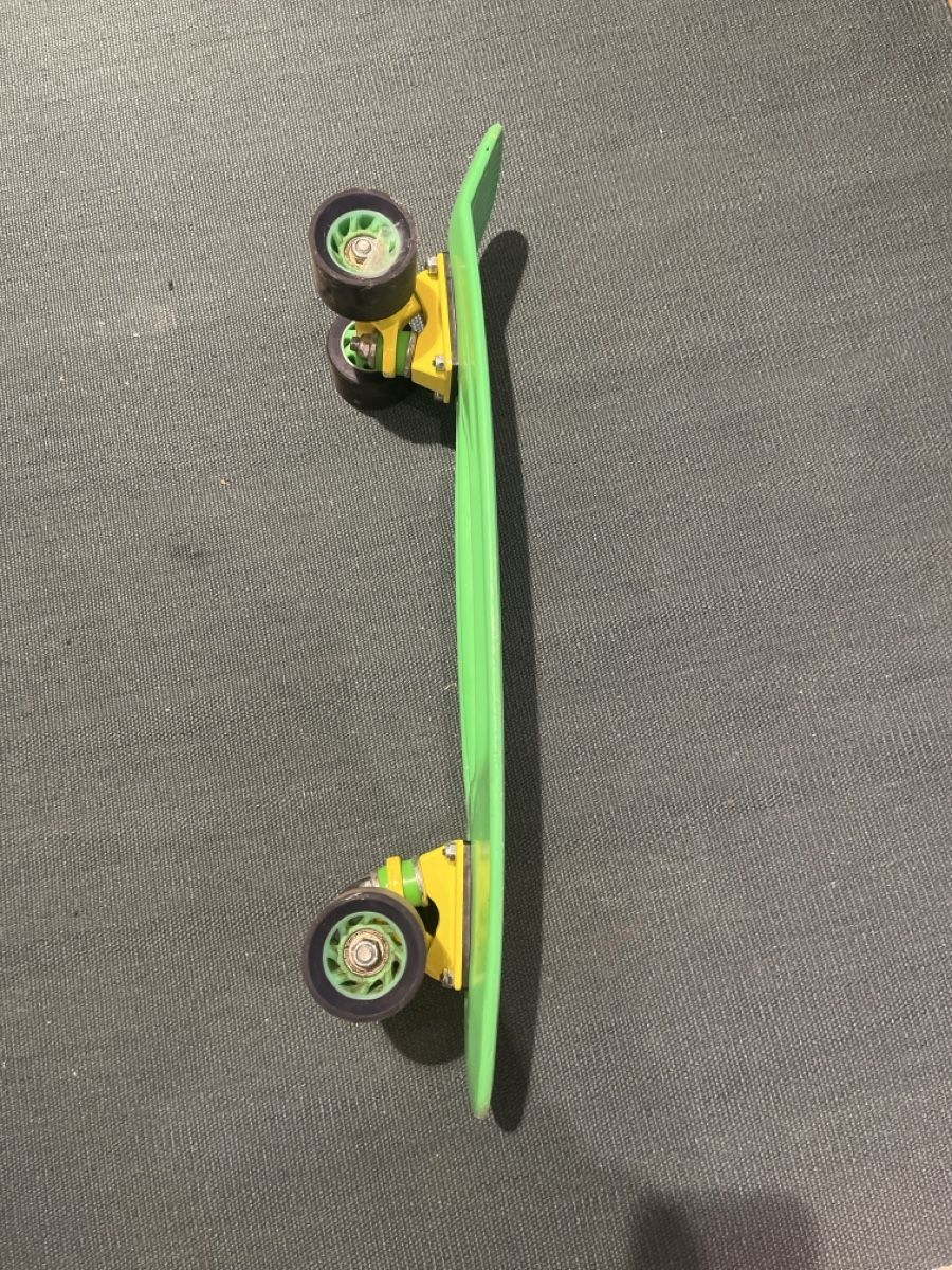 Penny Skateboards Skateboards: Penny Board grün – Gebraucht aus Schindellegi von Zurpan 1