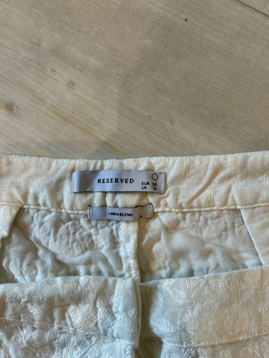 Pantalons: Kurze weisse Hosen – Neuf (Voir description) à Jona par caro_schaf 2