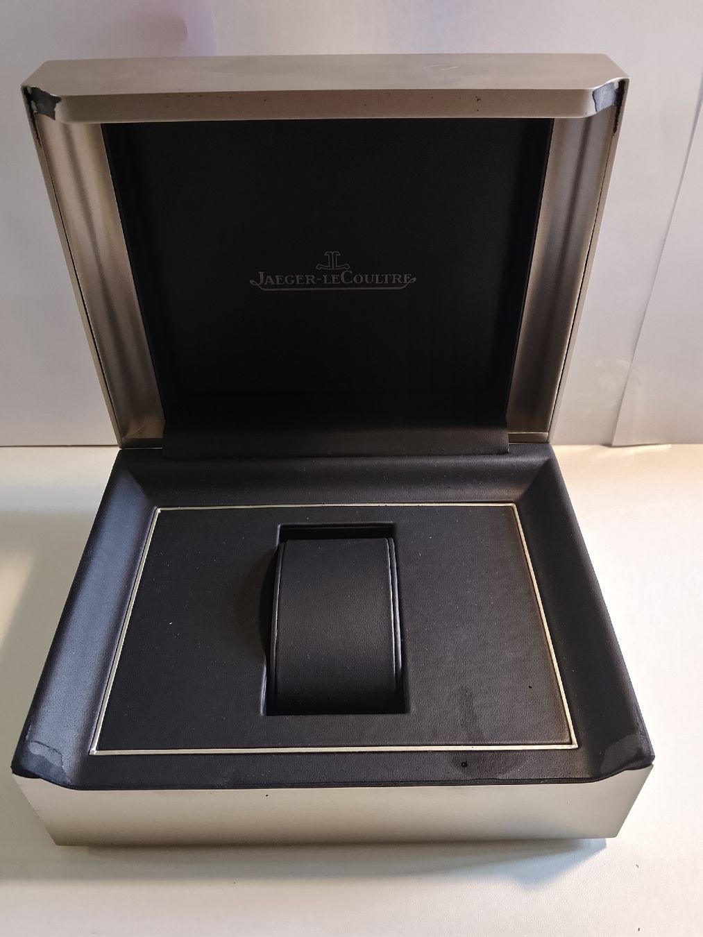 Scatole porta orologi: Jaeger-leCoultre uhrenbox – Usato da Biel/Bienne venduto da Vintage-timearts 1