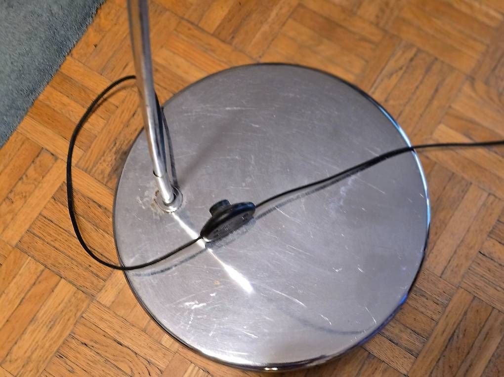Lampade: A vendre lampadaire  – Usato da Lausanne venduto da calin06 2