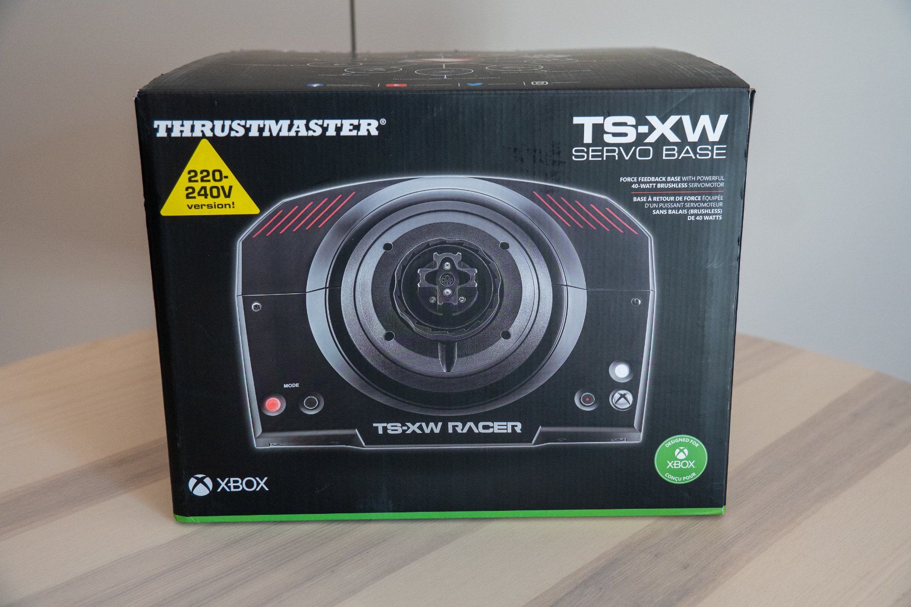 Thrustmaster Manettes: Thrustmaster TS-XW Servo Base - Comme neuf – D'occasion à Zürich par louis.crc 7
