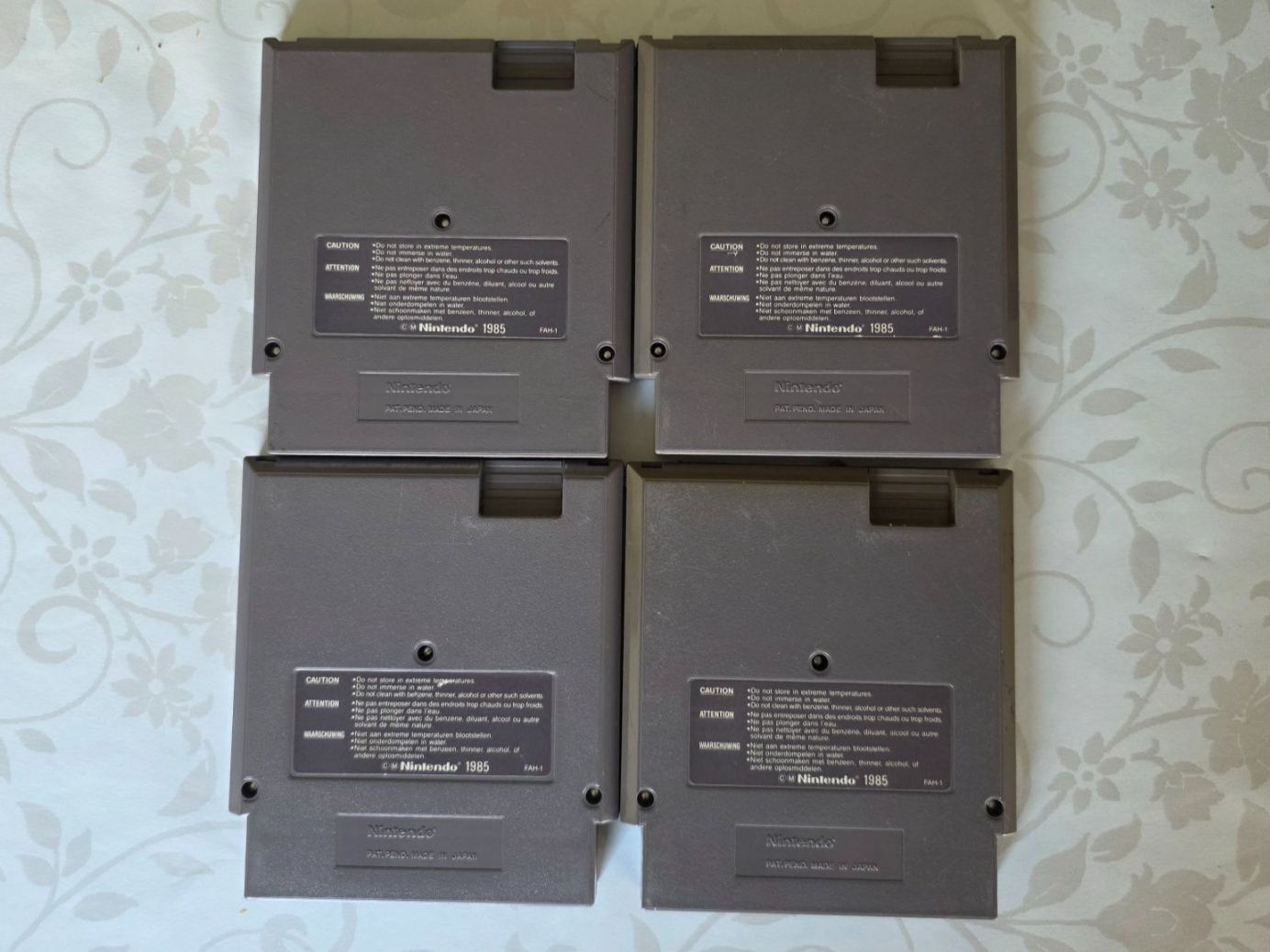 Nintendo Giochi: Lot 4 Jeux originaux Nintendo NES – Usato da Genève venduto da luc_qhh2 1
