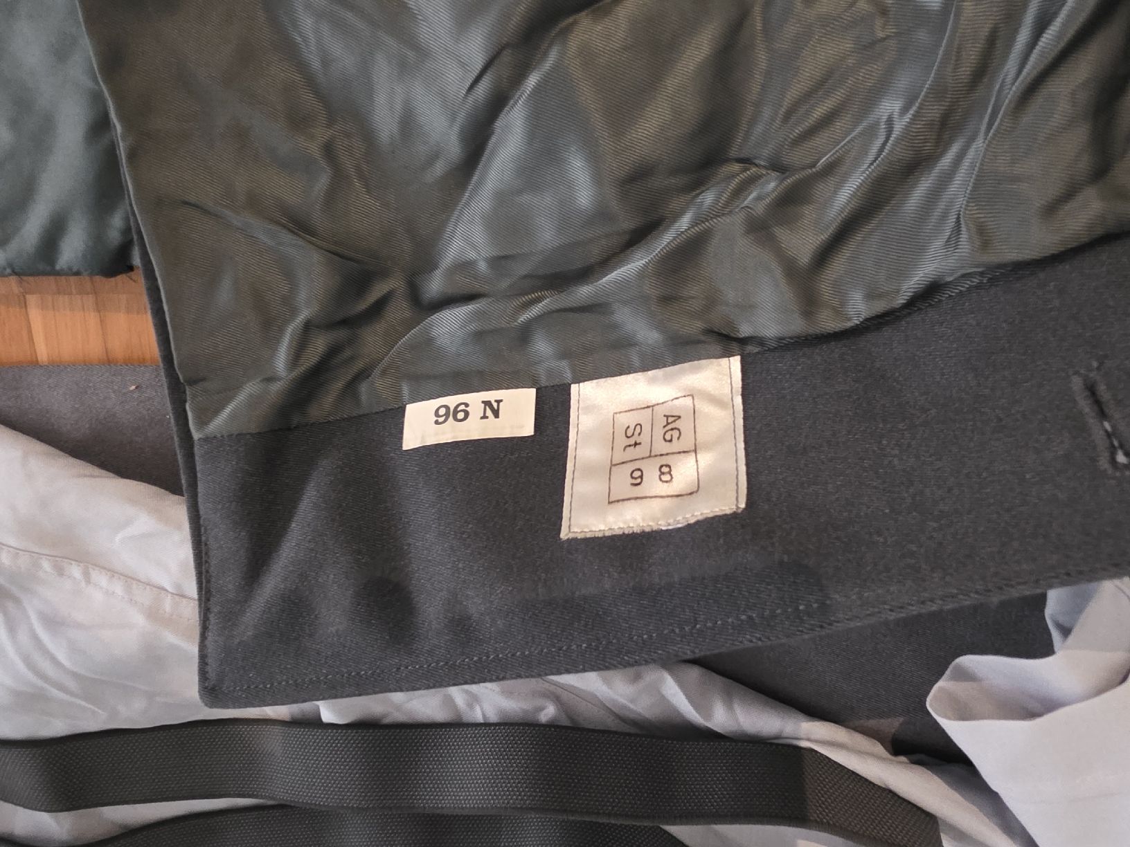Armée suisse Uniformes: Schweizer Armee Ausgangsuniform – D'occasion à Winterthur par Eljabanebre 6