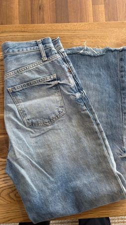 Zara Jeans Gr. 34 Hellblau - Perfekt für den Frühling!