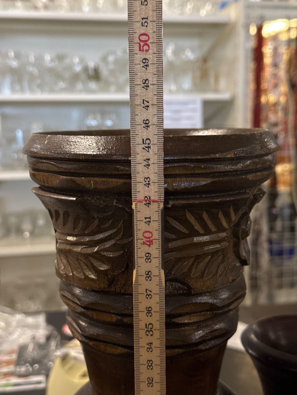 Vasen & Gefässe: Handgeschlitzte Holzvase – Gebraucht aus Pratteln von Cartonsducoeur_bl 1