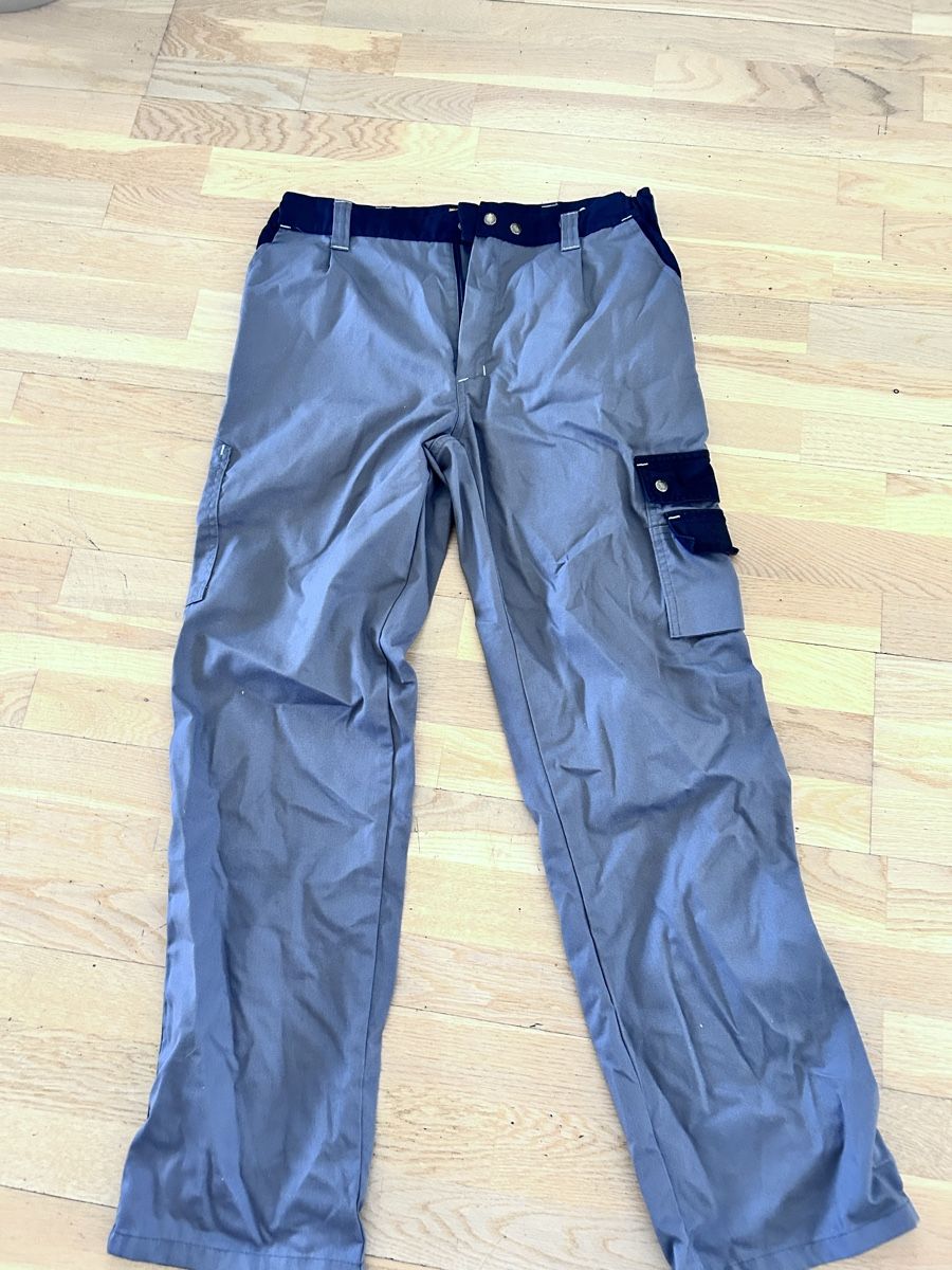 Pantaloni: Marsum Arbeitshose Gr. 44 – Usato da Aarberg venduto da lep_qc92