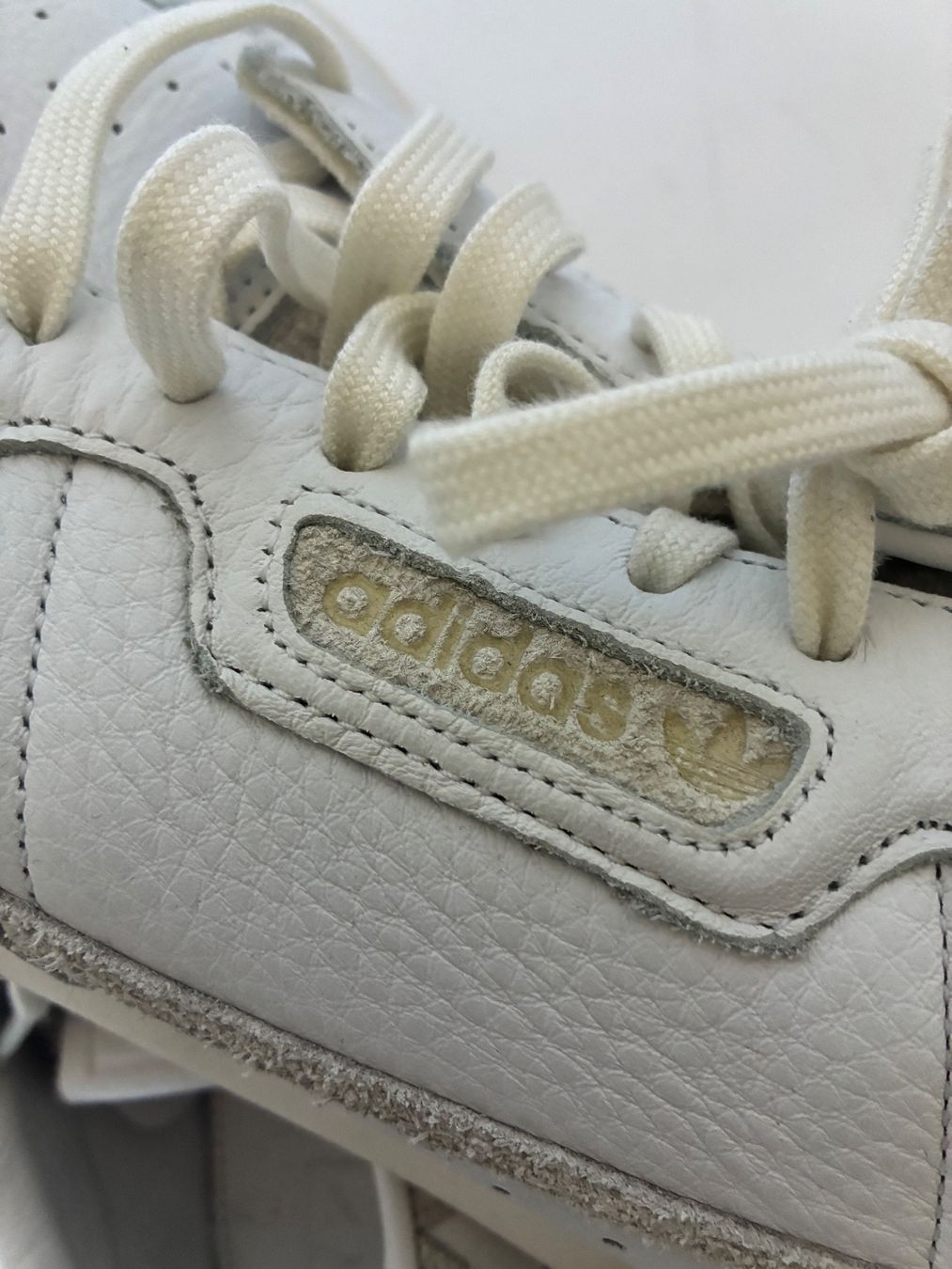 Adidas Scarpe da uomo: Adidas Schuhe nur einmal getragen – Usato da Fribourg venduto da waves55 3