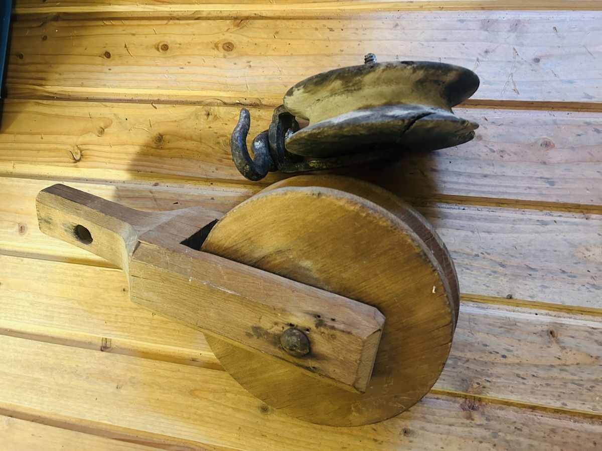 Altro per stoccaggio & trasporto: Antique Holz Seilwinde  – Usato da Zürich venduto da KuduKing