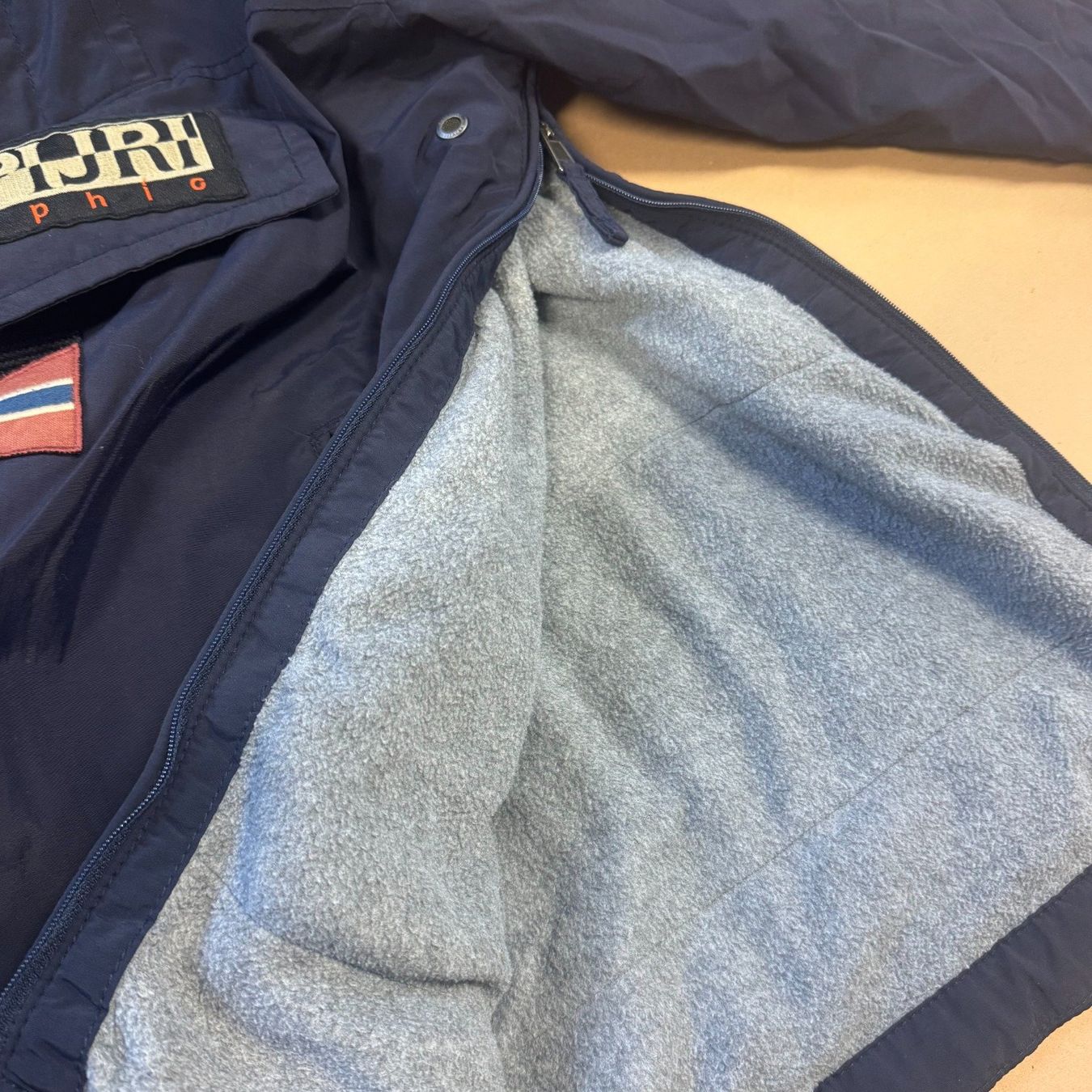 Napapijri Giacche: Napapijri navy blue functional rain-protective jac – Usato da St. Gallen venduto da sourced_limited 7