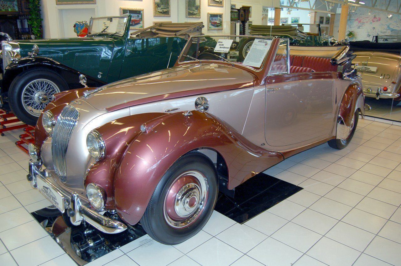 Aston Martin Automobili: LAGONDA ASTON MARTIN 1949 Drophead Coupe – Usato da Niederneunforn venduto da Gusti123 4