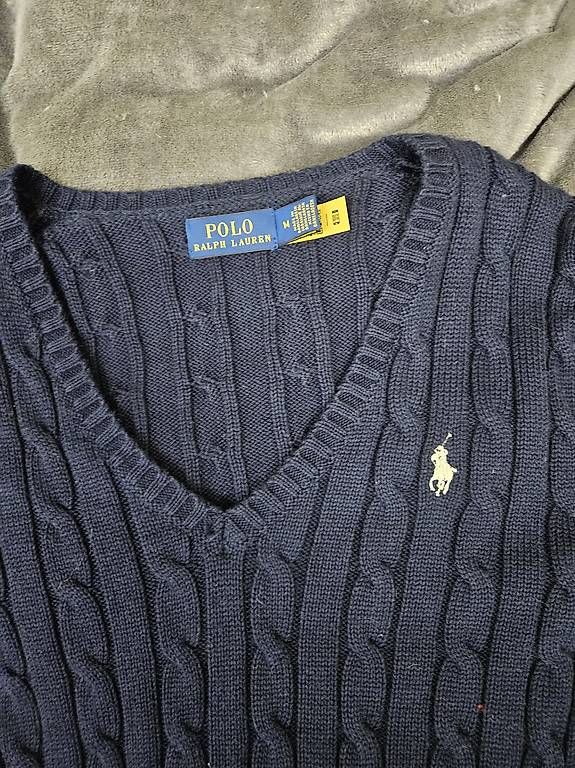 Pullover & Sweatshirts: polo pulli – Gebraucht aus Kiesen von Laura._