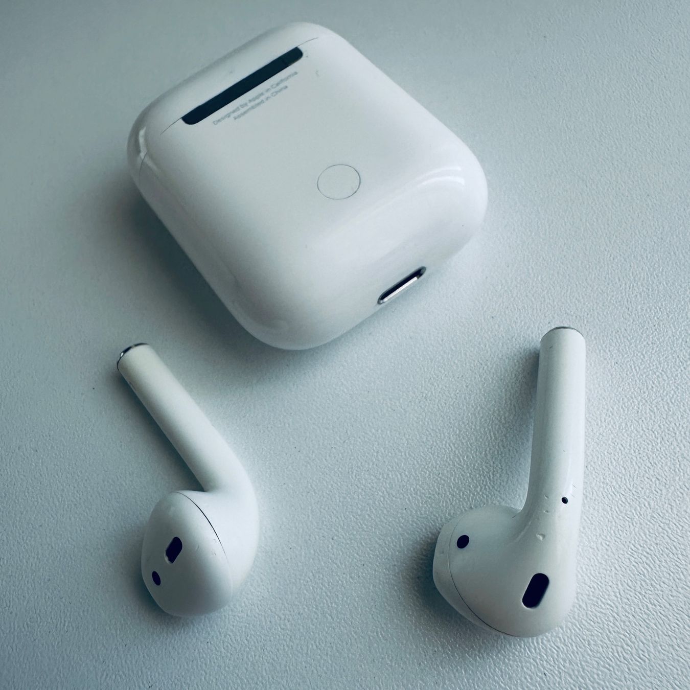 Apple Cuffie: Original Apple AirPods 2 Kopfhörer Wireless Lightning Kabel – Usato da Basel venduto da MY.AIRPODS.SHOP 8