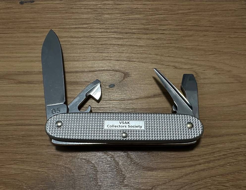 Victorinox Coltelli tascabile: Victorinox VSAKCS 2004 – Nuovo (secondo la descrizione) da Näfels venduto da Samsom 4