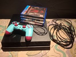 PS4 + 4 games + collector joystick + all cables