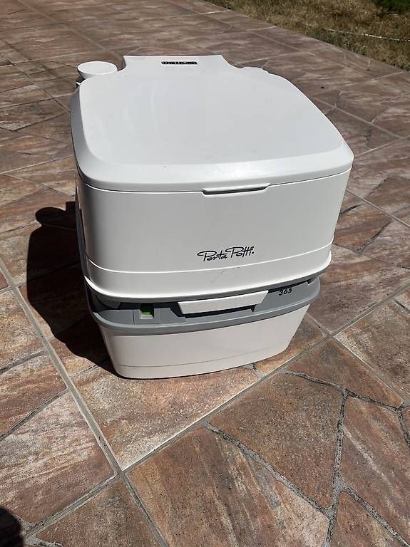 Thetford WC: WC Porta Potti 365 – Gebraucht aus Couvet von segafredo